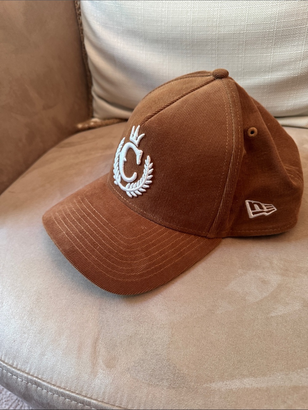 NEW ERA X CULTURE KINGS CORDUROY 9FORTY A-FRAME SNAPBACK - Picture 2 of 8